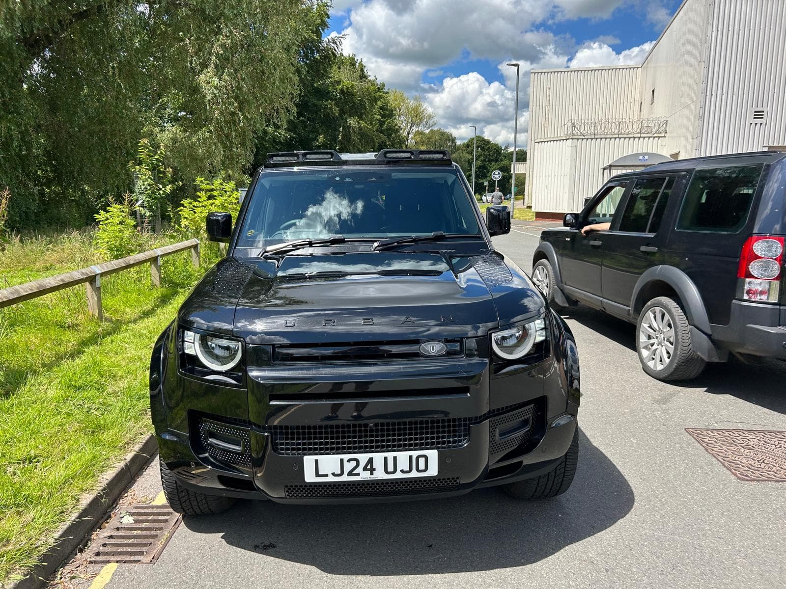 Why Mobile Car Valeting is Perfect for Busy Professionals in Exeter